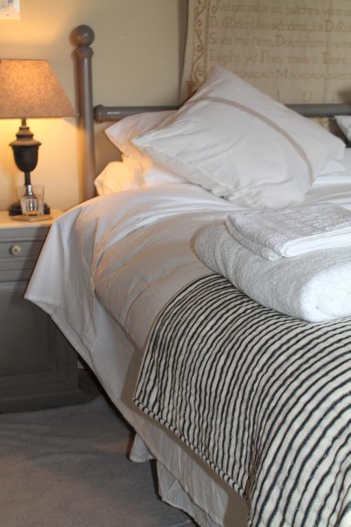 Roundhill Farmhouse Kelston Quarto foto